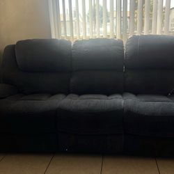 For Sale: Reclining Love Seat &  Sofa- Great Condition 