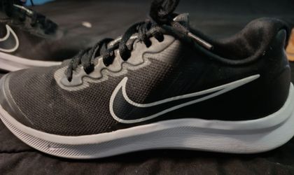Nike Star Runner