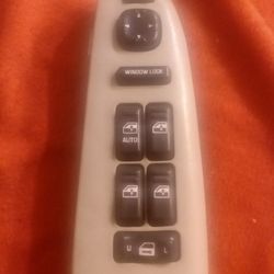Door Switch Front GMC YUKON 00 01 02