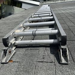 32 Foot Aluminum Ladder