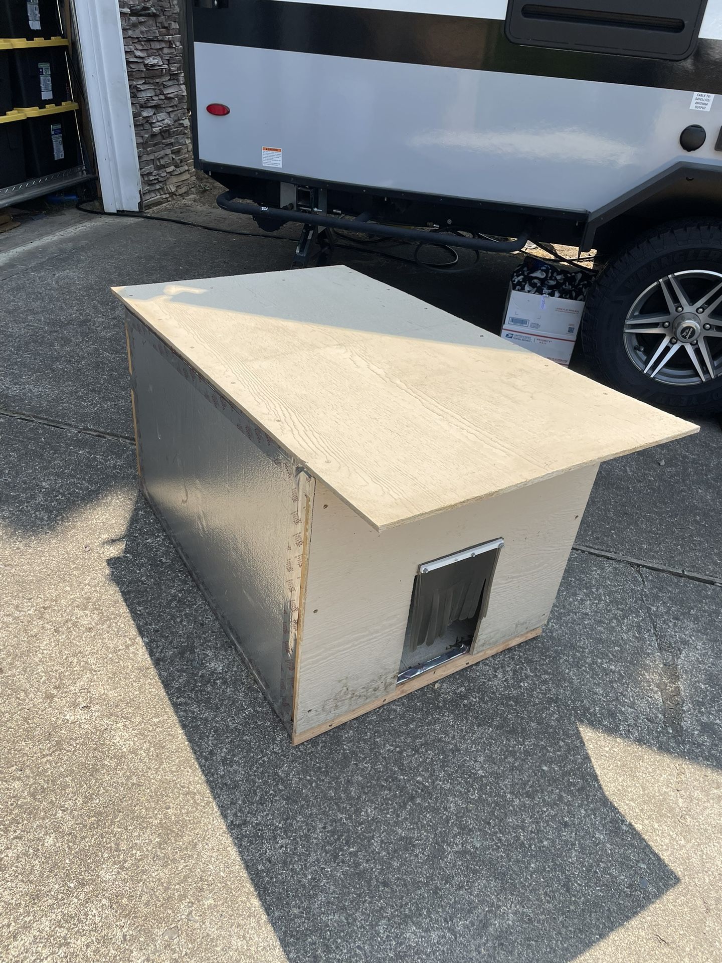 Dog House