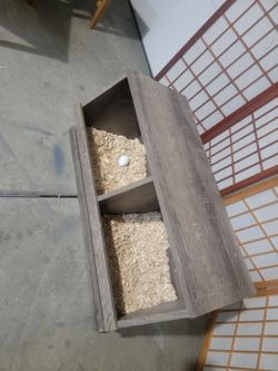 Double nesting box in great condition