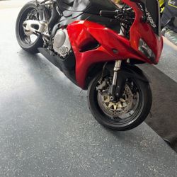 06 Honda CBR 1000RR