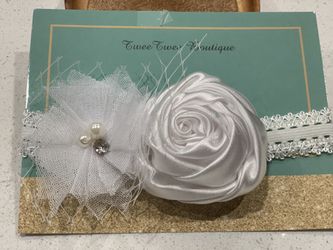 Baby Girl Shabby chic Flower lace w/Rhinestones & pearls headbands- New