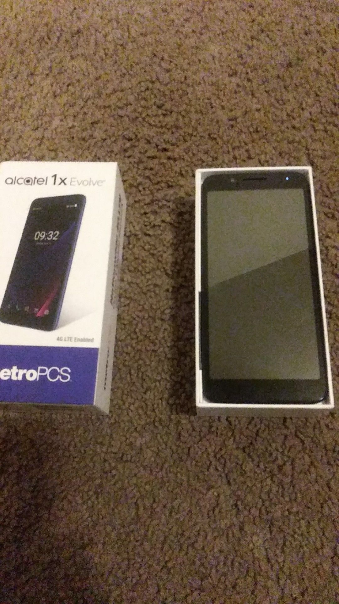 In box alcatel 1x evolve