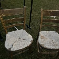 Pair of 1800s Hitchcock-Style Chairs – Original Hand-Painted Detailing