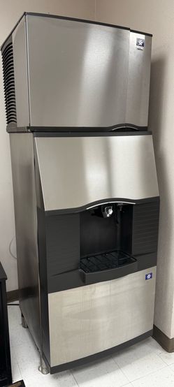 Ice maker water dispenser combo