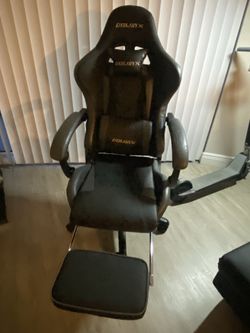 Dowinx Gaming Chair