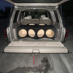 Memphis Subwoofer Box 4-(12s)