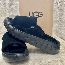 Ugg Woman’s Size 11 Black authentic 100%