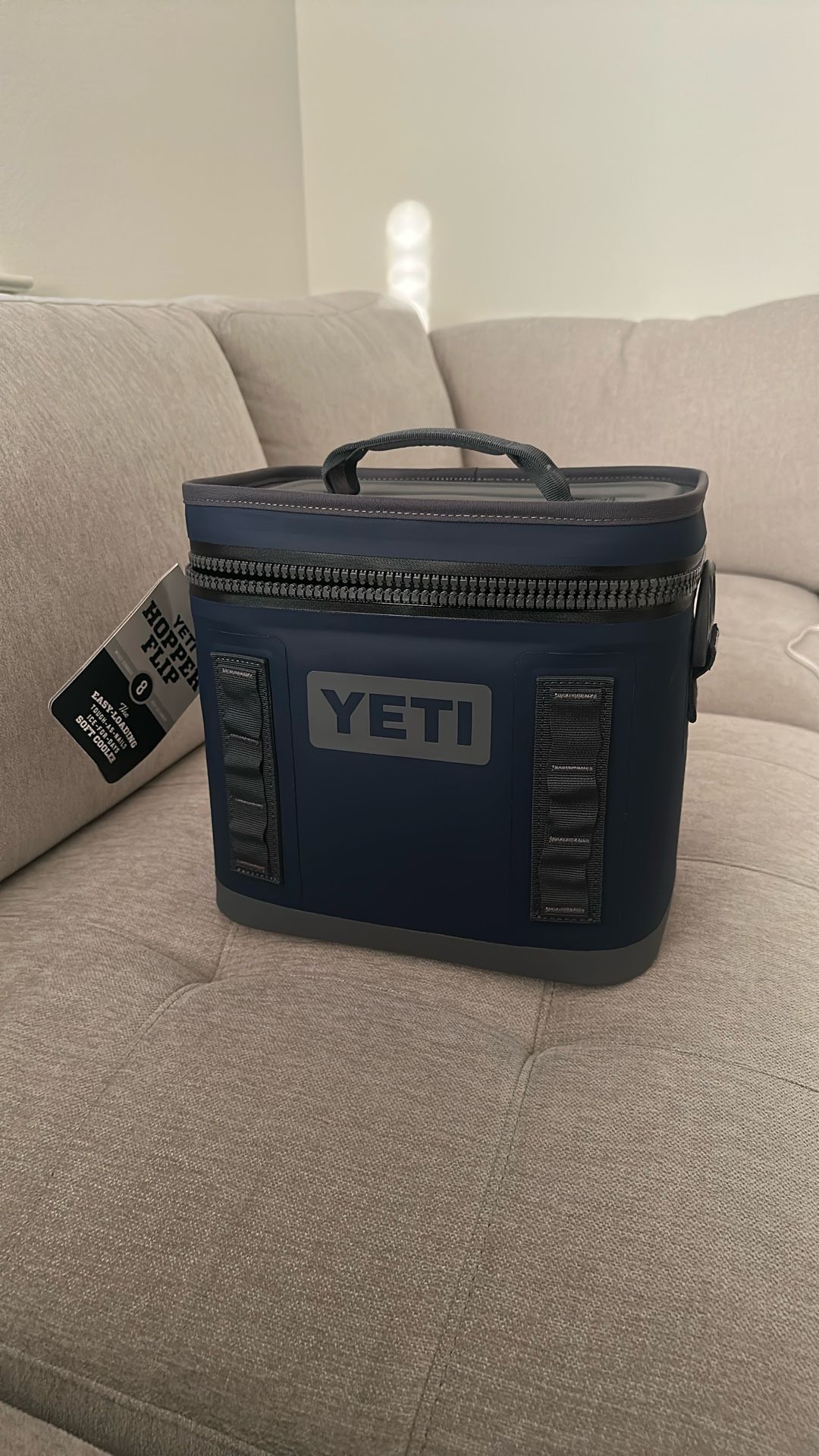 Yeti Hopper Flip 8 Can 