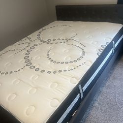 Queen Size Mattress w Bed Frame