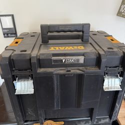 Dewalt Tool Box 