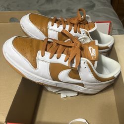 Nike Dunk Low QS For Women 9 Mens 11.5