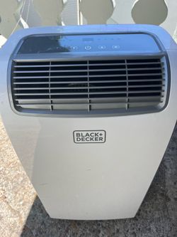 Portable AC. Black and Decker