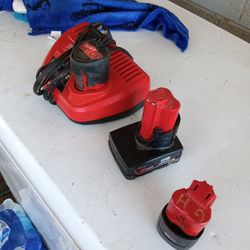M12 battery's And charger 