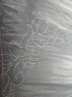 Full  and queen Mattress like new $100 each
