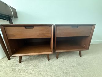 Bedside table