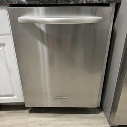 Dishwasher To Fix Or Use For Parts! 