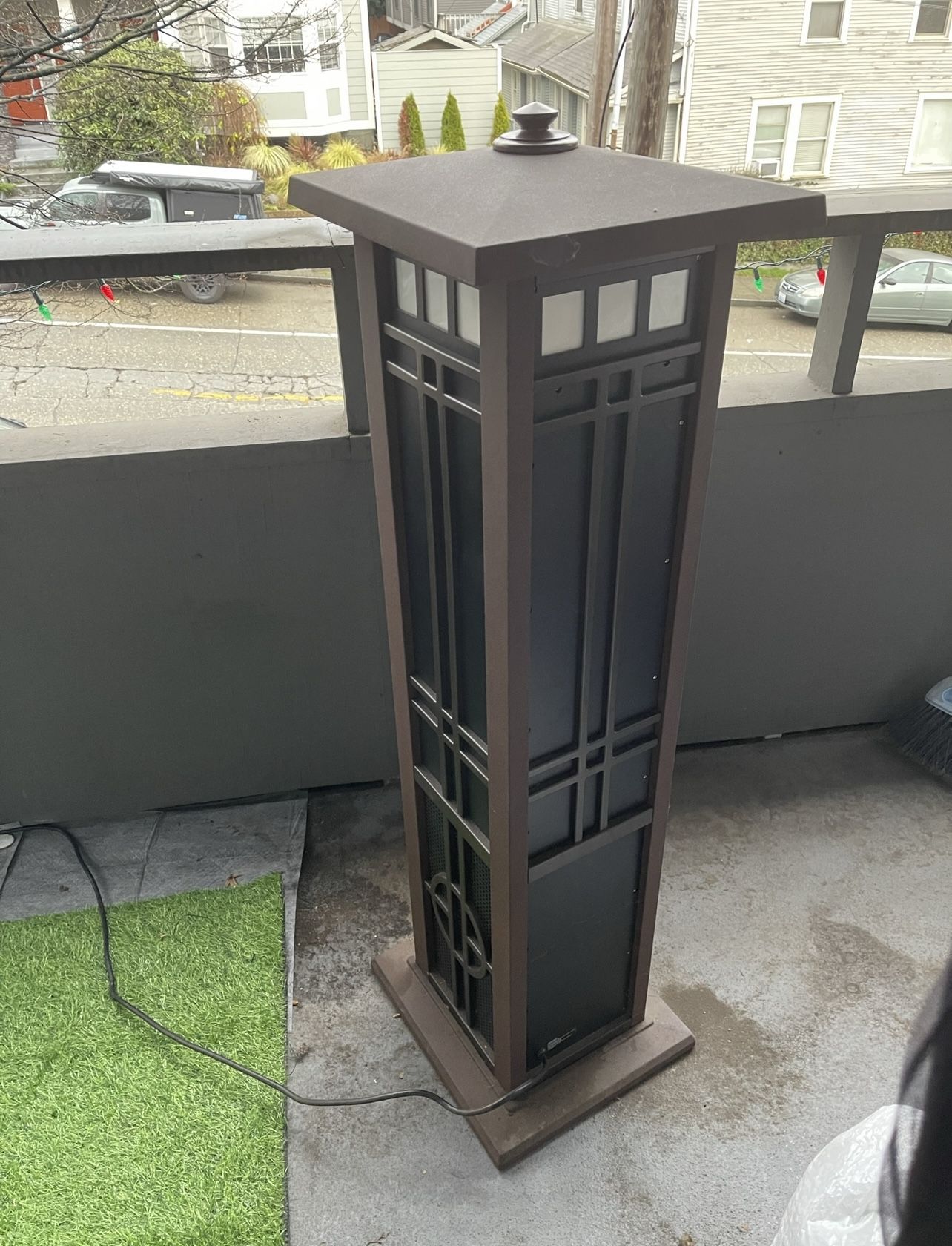 Lasko Elegant Outdoor Living Tower Fan (with Accent light) for Sale in  Seattle, WA - OfferUp