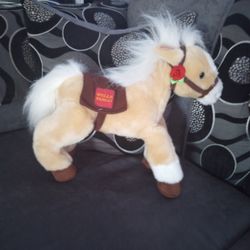 Stuffed Dolls / Peluche One For 3 Or $5...
