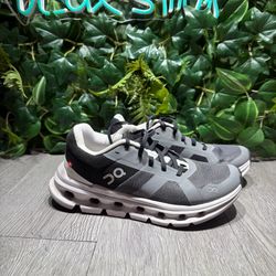 On Cloud runner 2 Women Gray Running Shoes Size 5