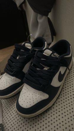 nike dunks navy blue