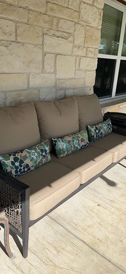 Aoodor 24'' x 24'' Outdoor Deep Seat Chair Cushion Set，Olefin Fabric Slipcover and Sponge Foam- Brown (Set of 2 Seats, 2 Backs, 2 Pillows)