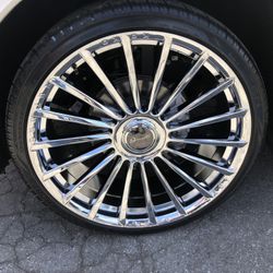 26 INCH WHEELS AND TIRES FROM GEOVANNA