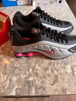 Nike Shox Sneakers Black Silver Pink
