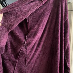 Used Carol Hochman Robe Size s