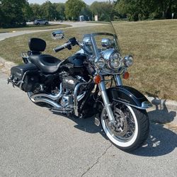2013 Harley Davidson RoadKing Classic