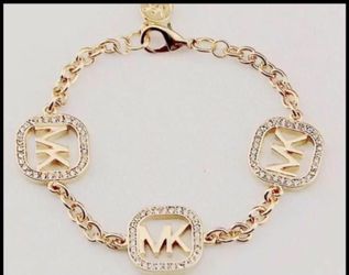 Gold plated bracelet new