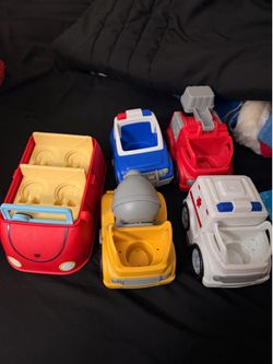 Little people cars