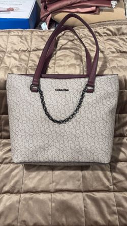 Calvin Klein womens shoulder bag