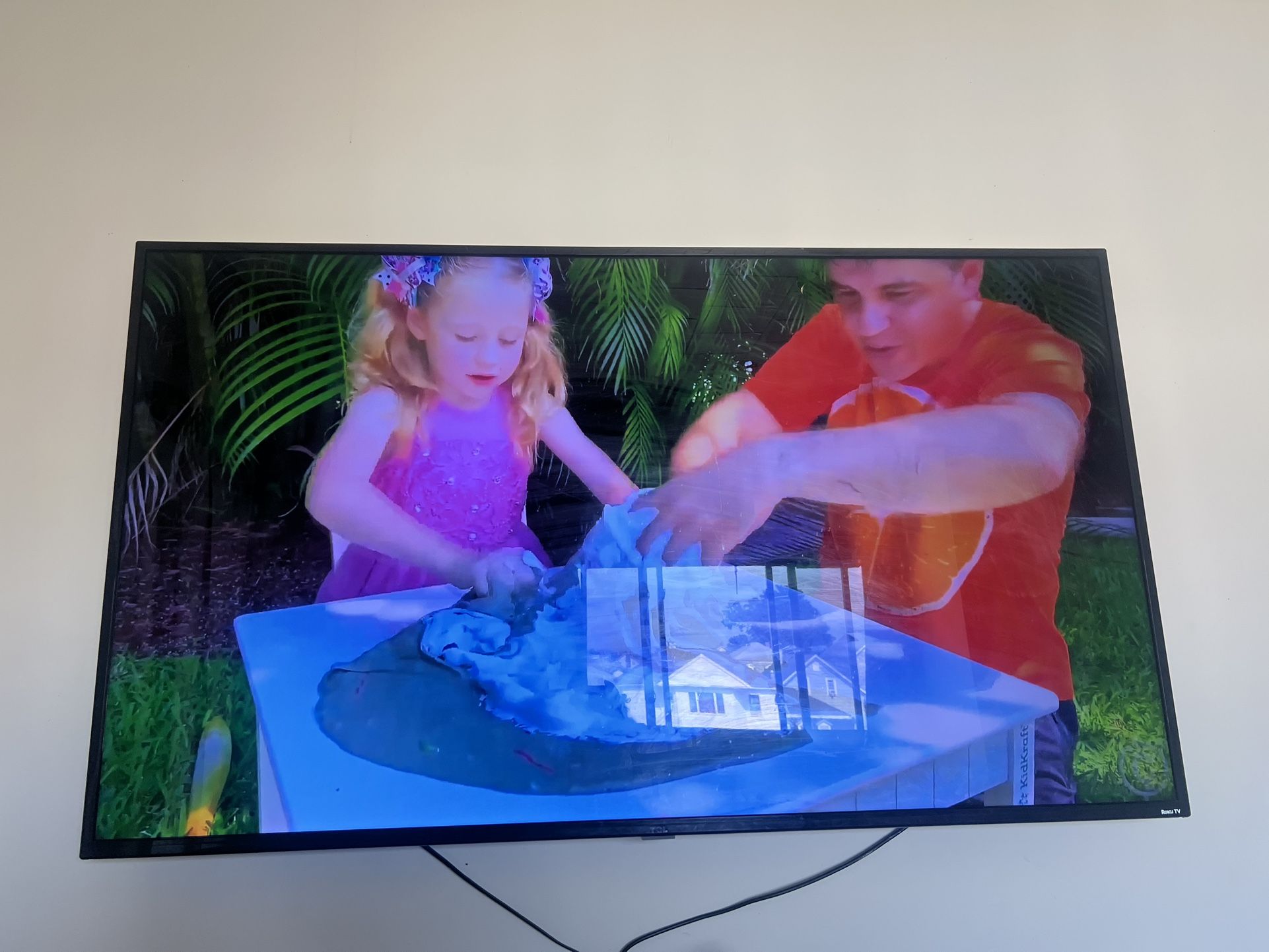 Roku Tv 65” Smart Tv