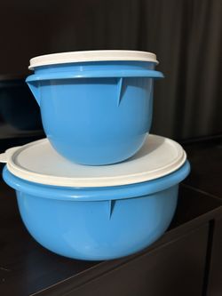 Set Of 2 Tuppaware