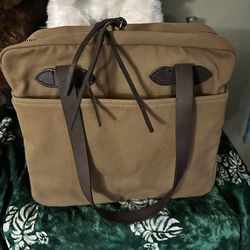 🧳 Filson Travel / Utility Bag – NEW (No Tags) – $210