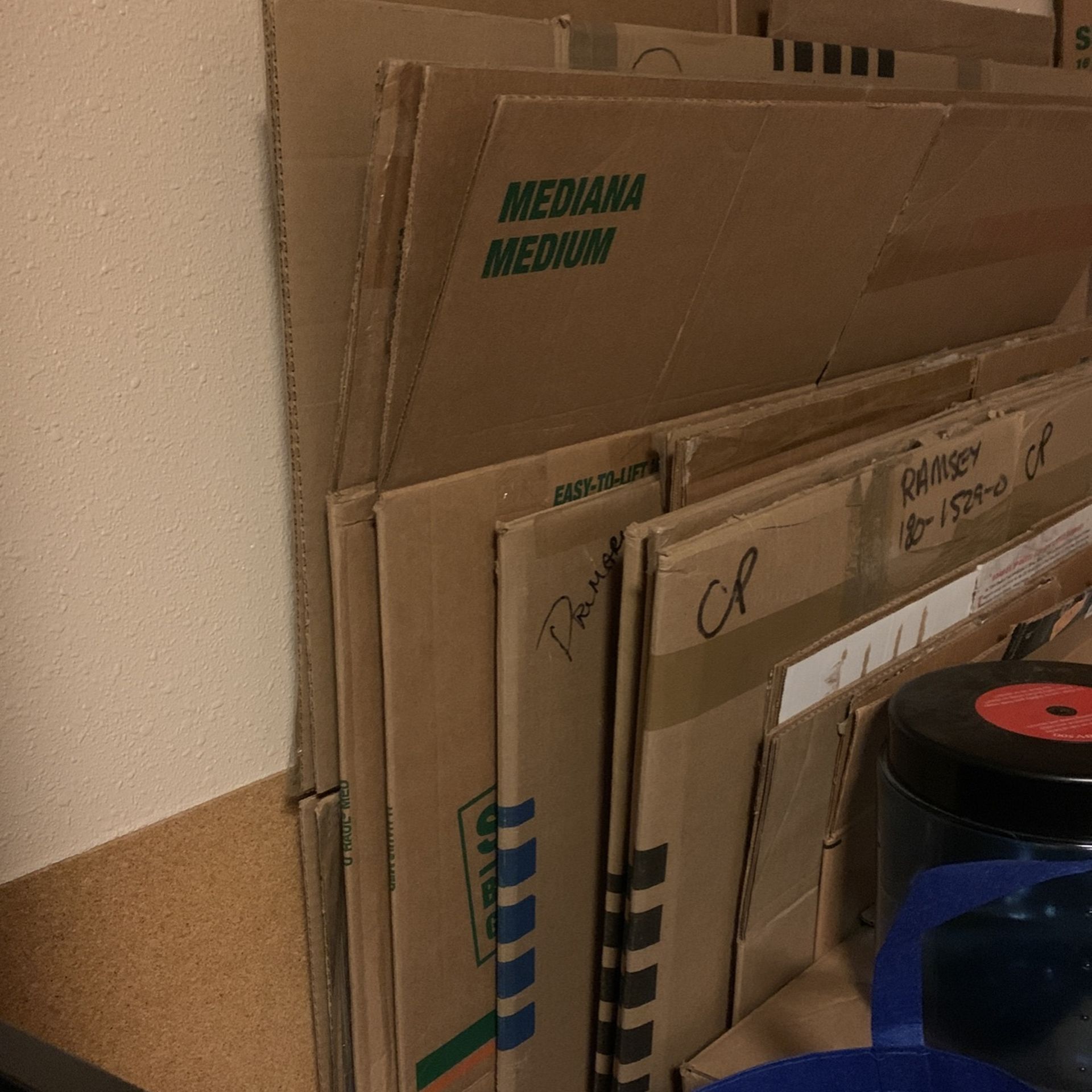 Packing Moving Boxes & Supplies FREE