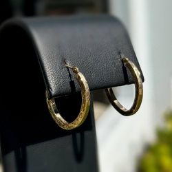 Jewelry 10k hollow yellow gold half oval hoop earrings 0.80g