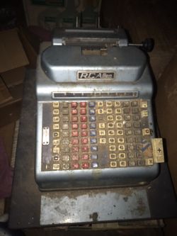 vintage collectible cash register