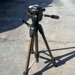 DYNX Tripod