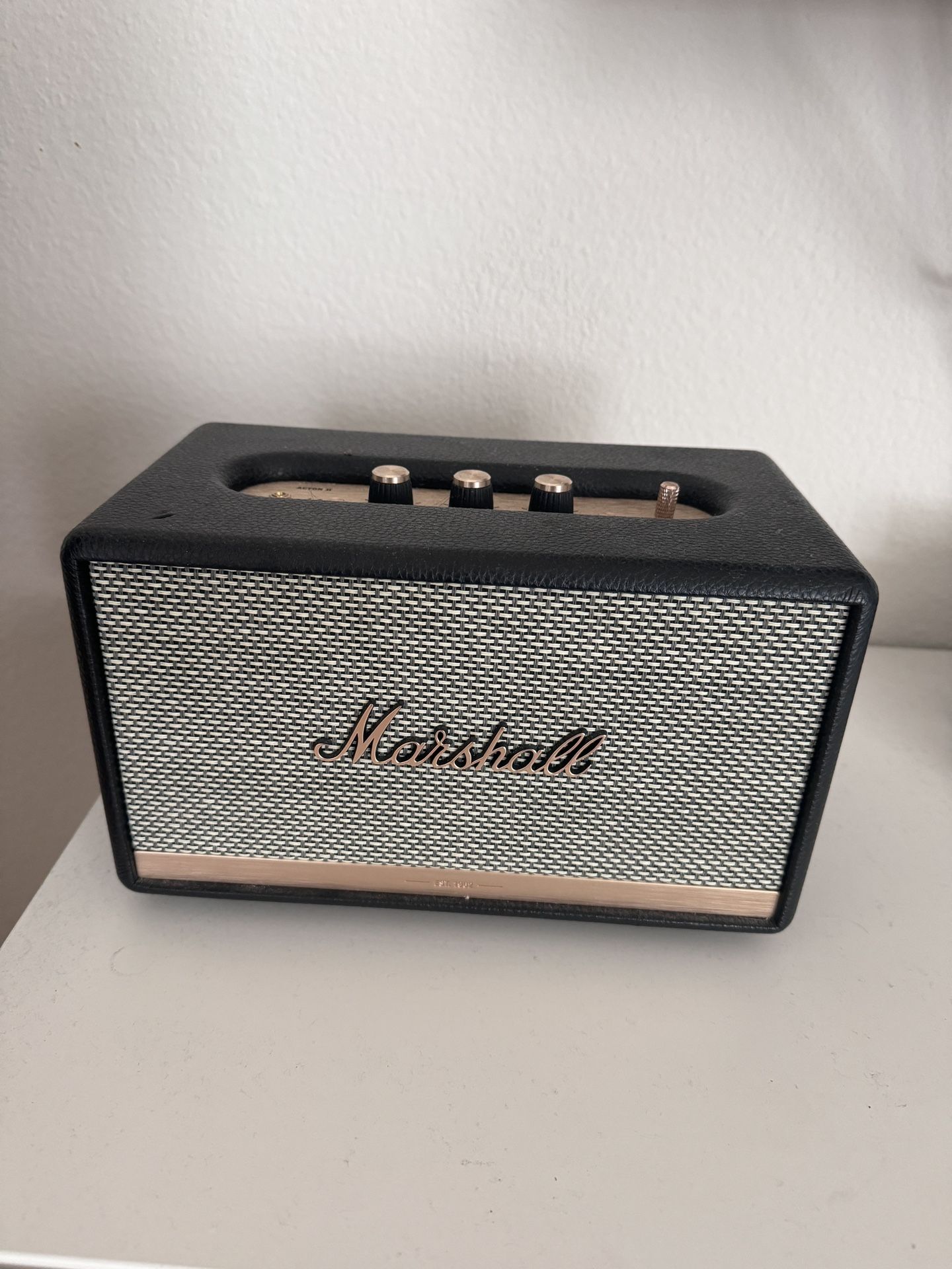 Marshall speaker