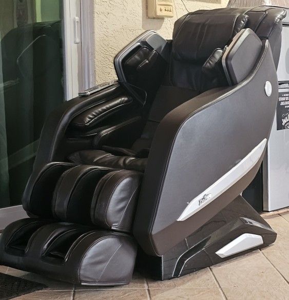 DAWAI Legacy 9100 Massage Chair