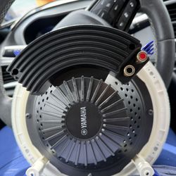 Yamaha speaker brand new