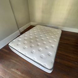 Sullivan Pillow Top Mattress – Full/Queen Size 
