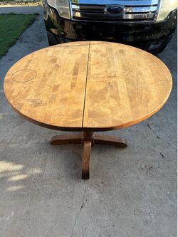Round Table