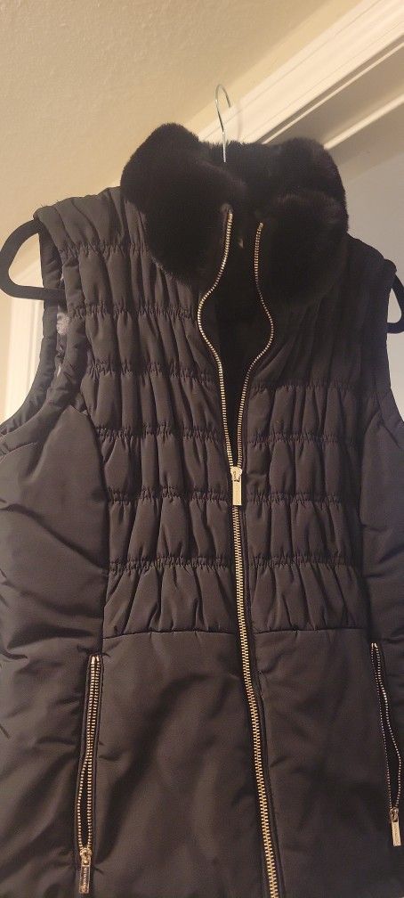 Calvin Klien Black Quilted Faux Fur Collar Vest