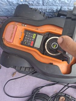 100.00 Will Need A Battery Yhis Battery Is Not Charging 100.take It