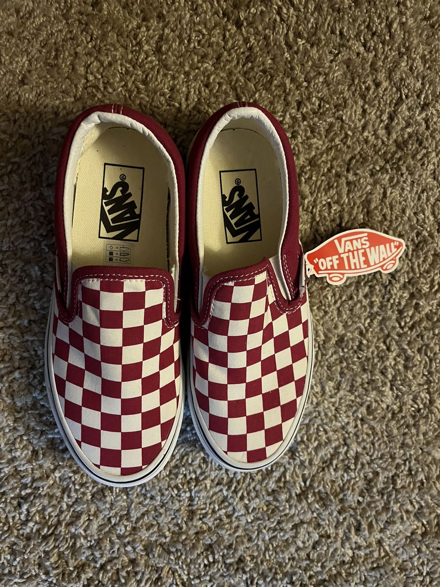 Brand New Size 5 wmns vans